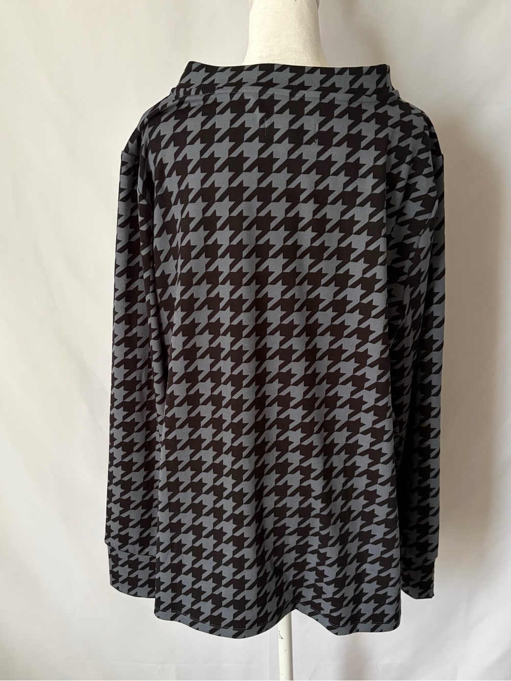 NWT Susan Graver Printed Microfleece Pullover Grey size XL - Picture 2 of 9